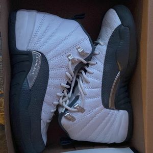 Air Jordan 12 retro used but in great conditions